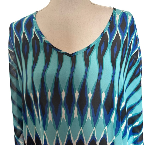 ❤️*  SOFT FLOWY V-NECK  TOP LARGE - Picture 2 of 5